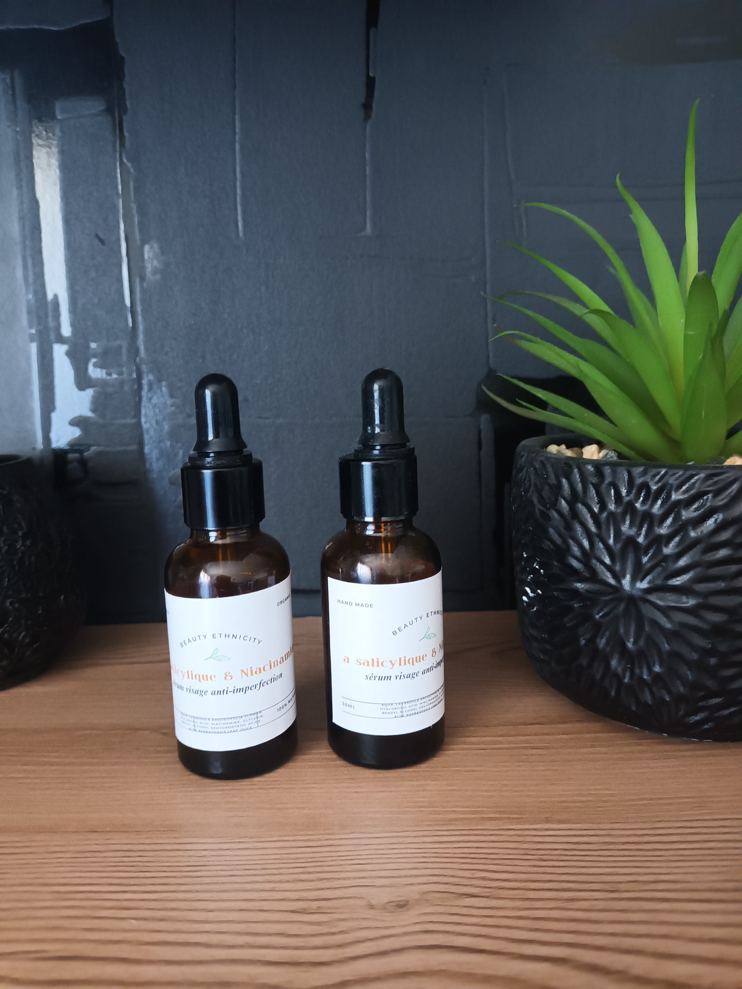 sérum visage anti-imperfection à l'acide salcylique et niacinamide pour combattre l'acné, atténuer les points points et réduire l'excès de sébum