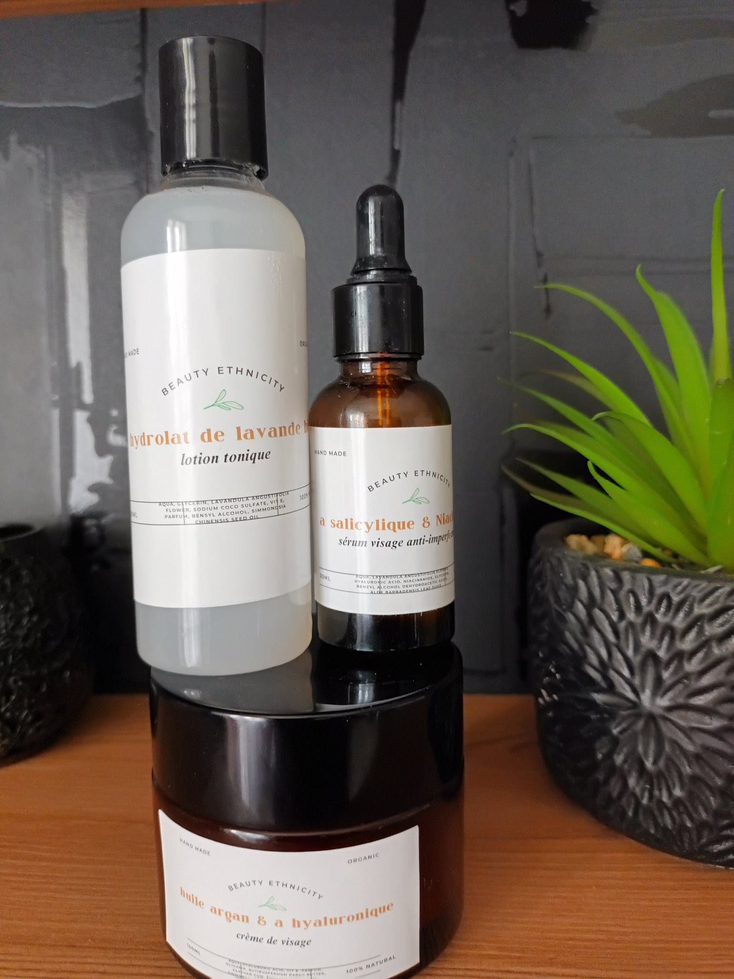 kit visage anti imperfection lotion tonique à l'hydrolat de lavande , sérum à la niacinamide et crème visage à l'huile d'argan