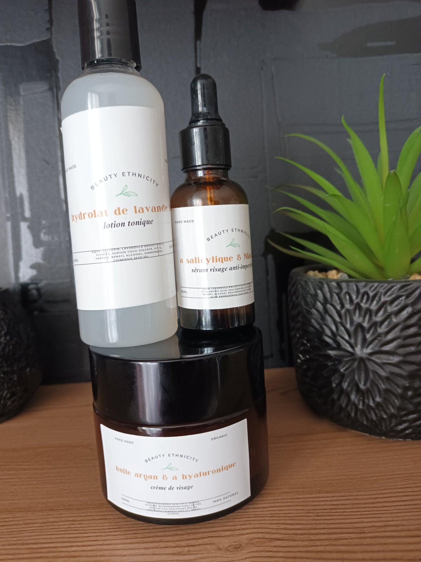 kit visage anti imperfection lotion tonique à l'hydrolat de lavande , sérum à la niacinamide et crème visage à l'huile d'argan