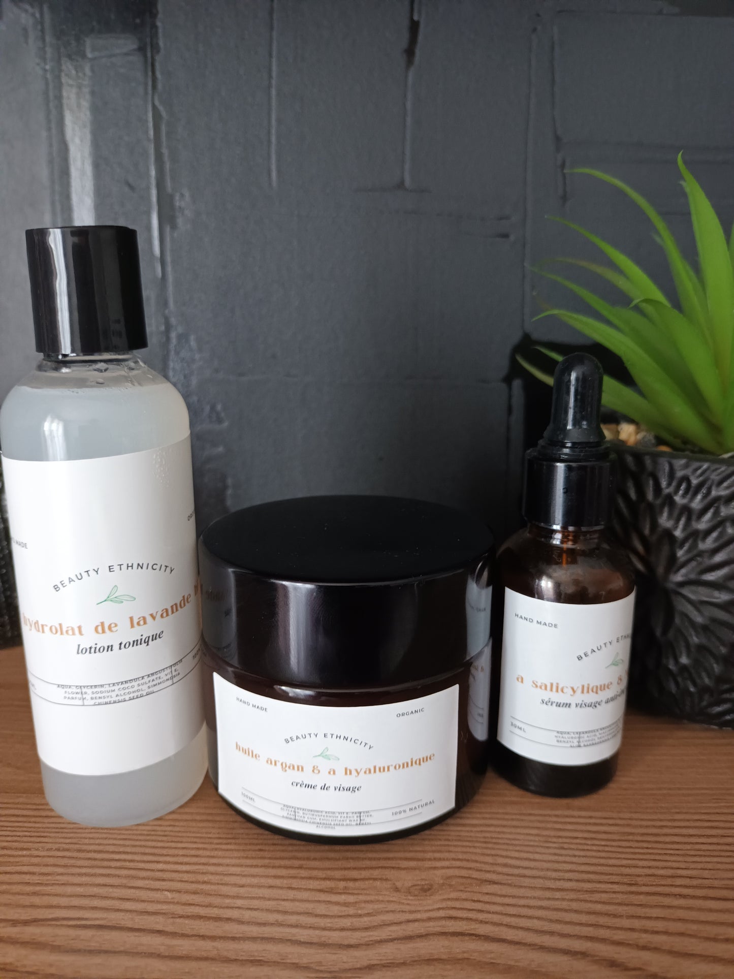 kit visage anti imperfection lotion tonique à l'hydrolat de lavande , sérum à la niacinamide et crème visage à l'huile d'argan