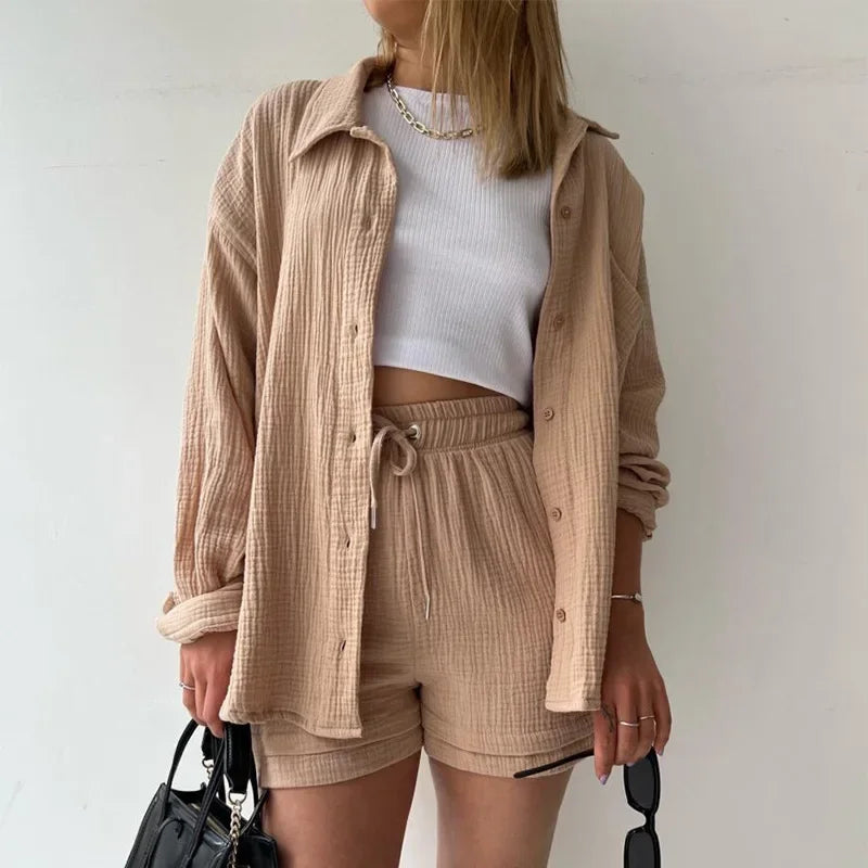 Ensemble deux pièces décontracté à manches longues et short pour femme en coton, tenue tendance à boutons, couleur unie et plissée, collection été