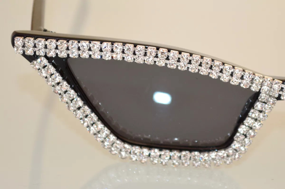 lunettes de soleil œil de chat avec décoration de strass pour un usage quotidien