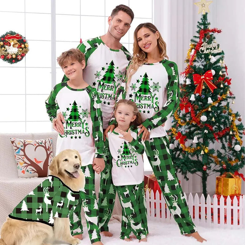 Ensemble pyjama 2 pièces assorti pour toute la famille (maman, papa, enfants) : barboteuses bébé, vêtements de nuit amples et décontractés, pyjamas de Noël pour toute la famille.